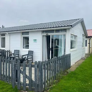 Stunning One Bed Modern & Contemporary Chalet Bridlington