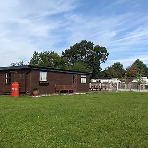 Log With Secure Garden Campsite Haxey