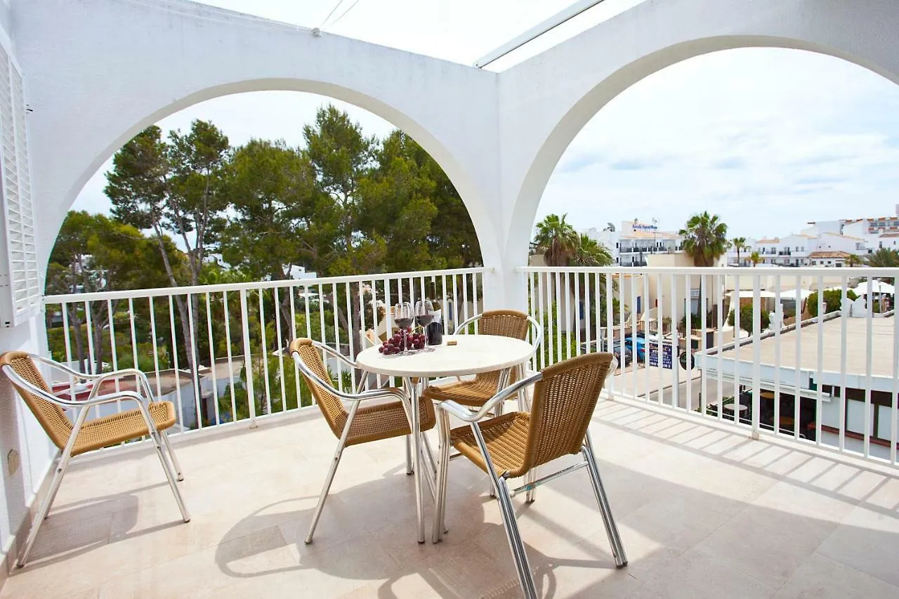 Apartamentos Ferrera Pins Cala Ferrera  Spagna